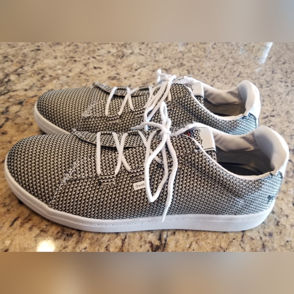 Goats "The 454" Mesh & Leather Men's Premium Sneakers Black White Size 11.5 EUC!